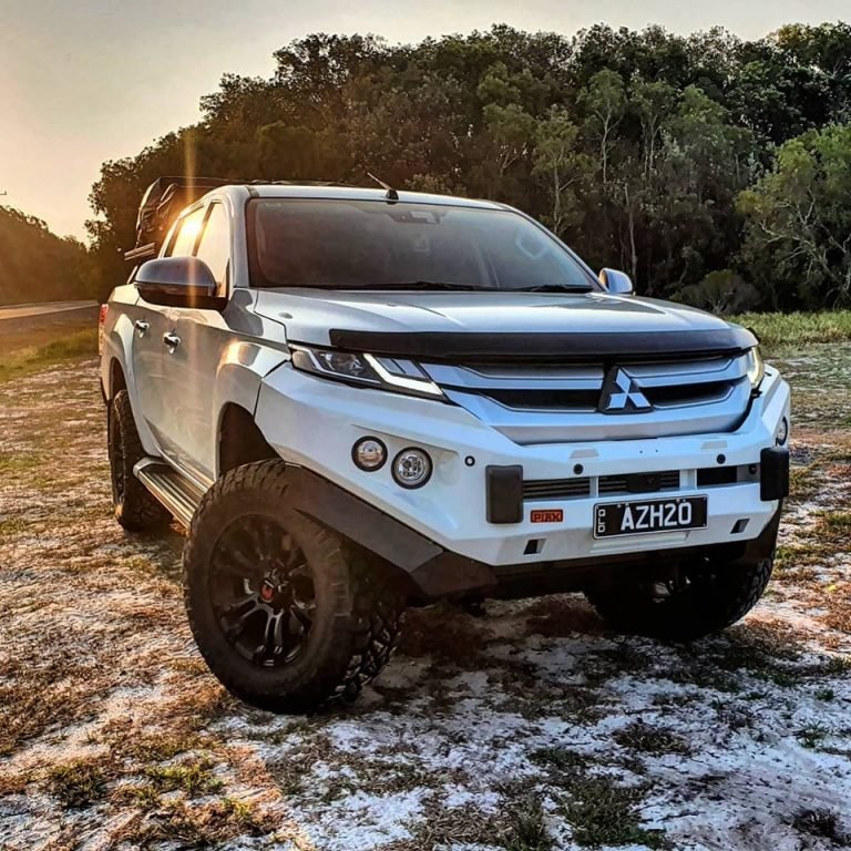 Piak Elite No Loop Bar To Suit Mitsubishi Mr Triton Includes Tow Points